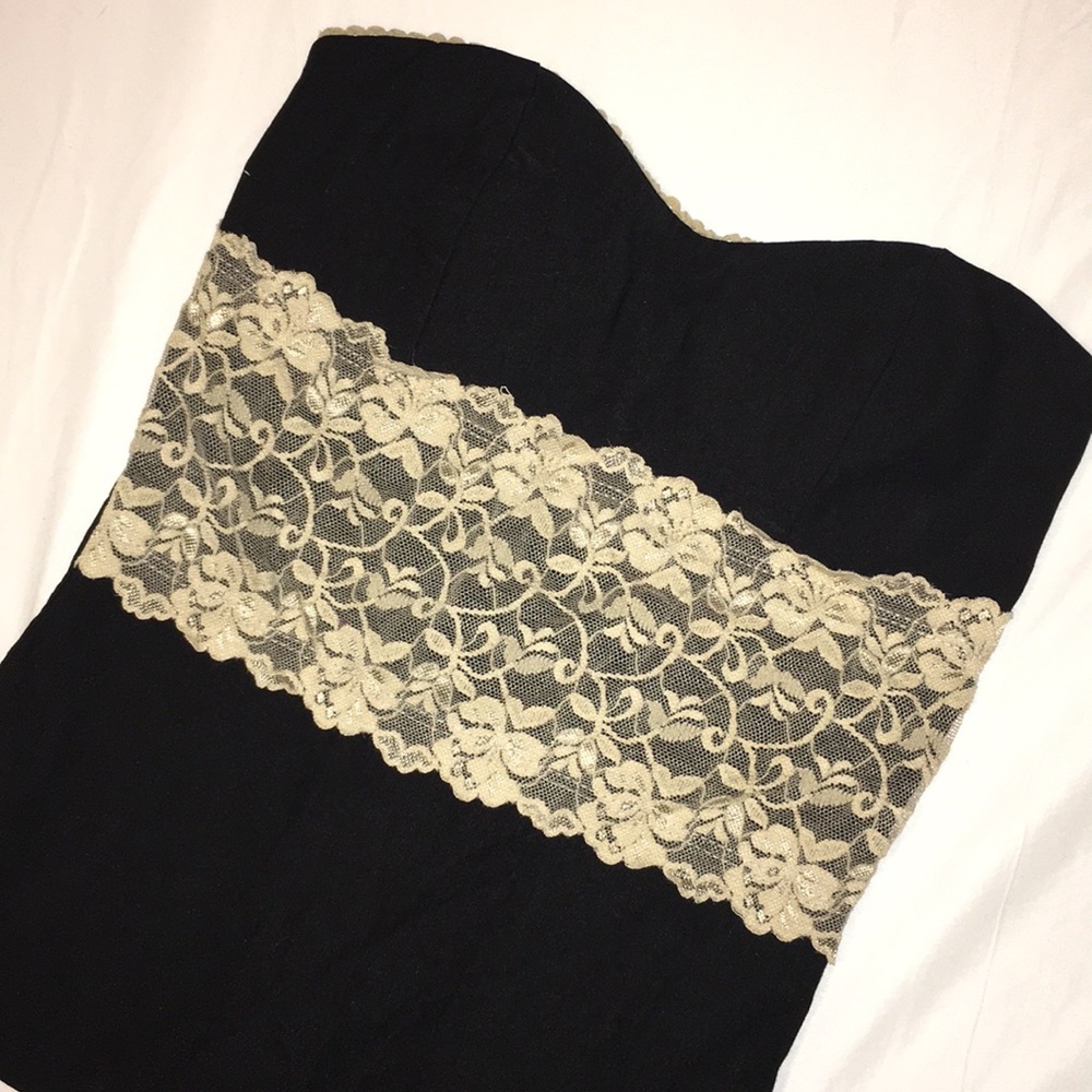 Black strapless sweetheart top w/ tan lace band